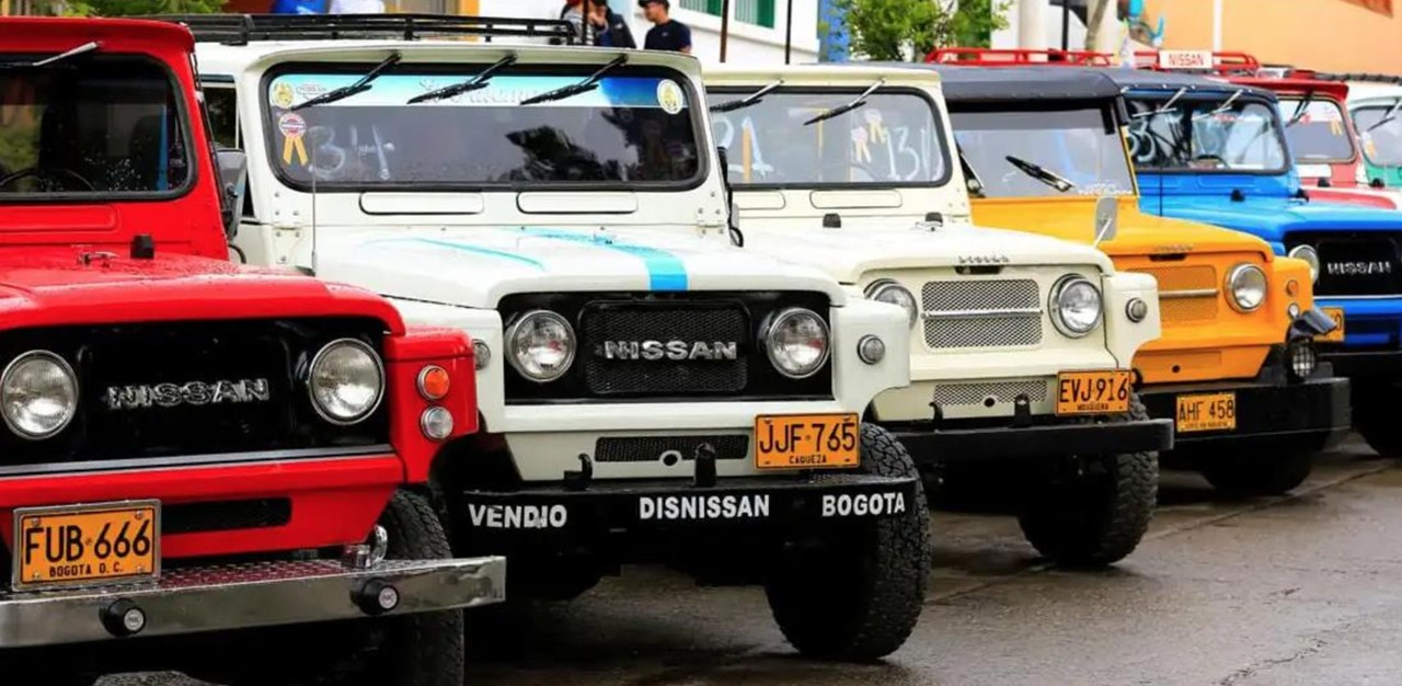 Nissan convoca a los propietarios de sus modelos históricos para rendir homenaje a los carros que marcaron generaciones en el país